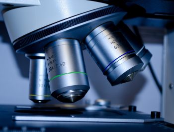 microscope-g89ac3a8e3_1920